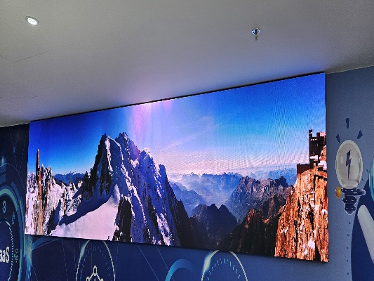 Chuyên lắp đặt màn hình LED tại xã Hóc Môn